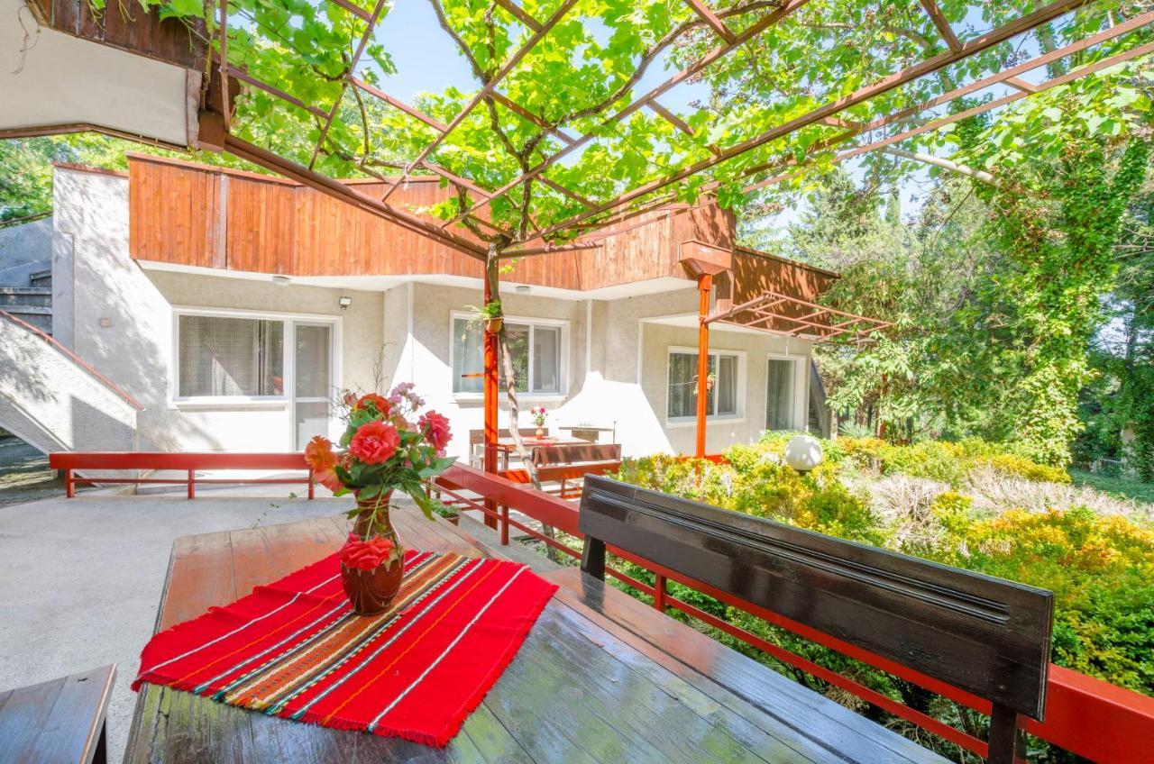 Park Complex Viktoria Hotel Balchik Exterior photo